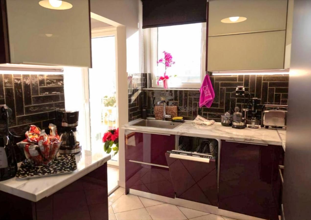 "Elegance" Central Luxury Apartment ピレウス エクステリア 写真